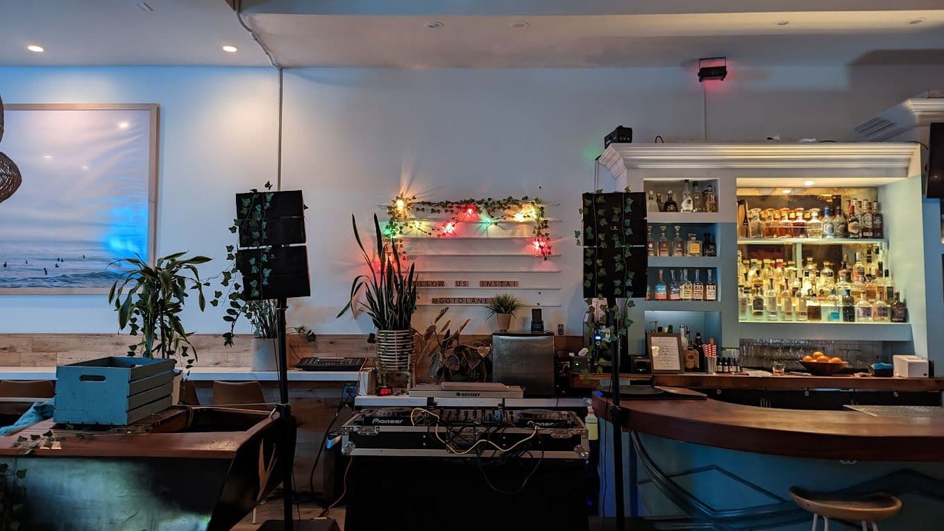 Lanea Bar